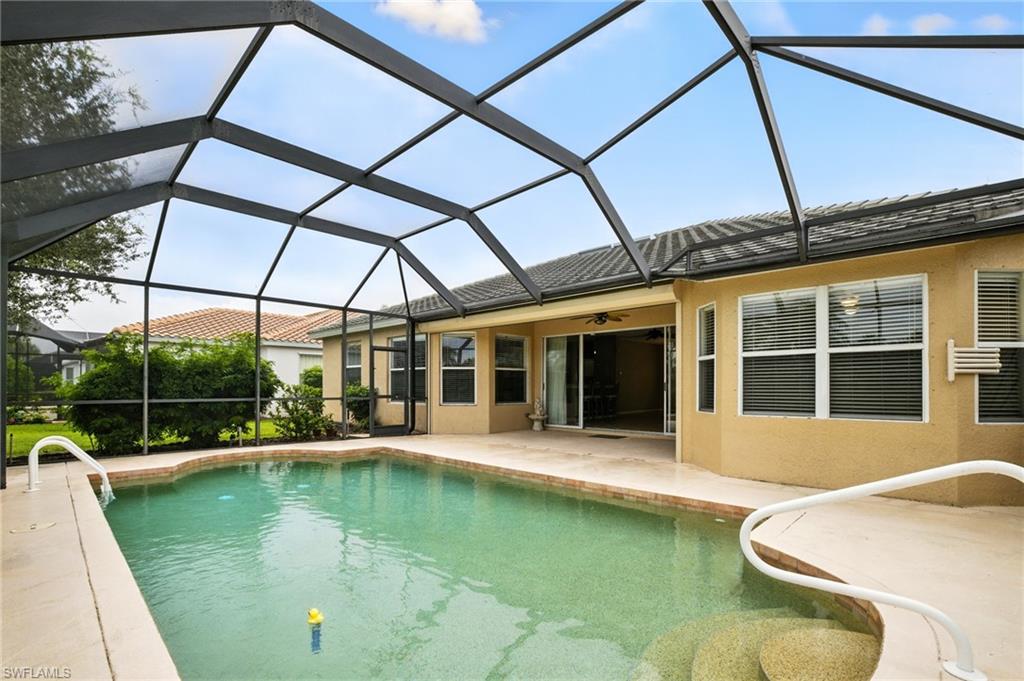 COLONIAL SHORES - Residential