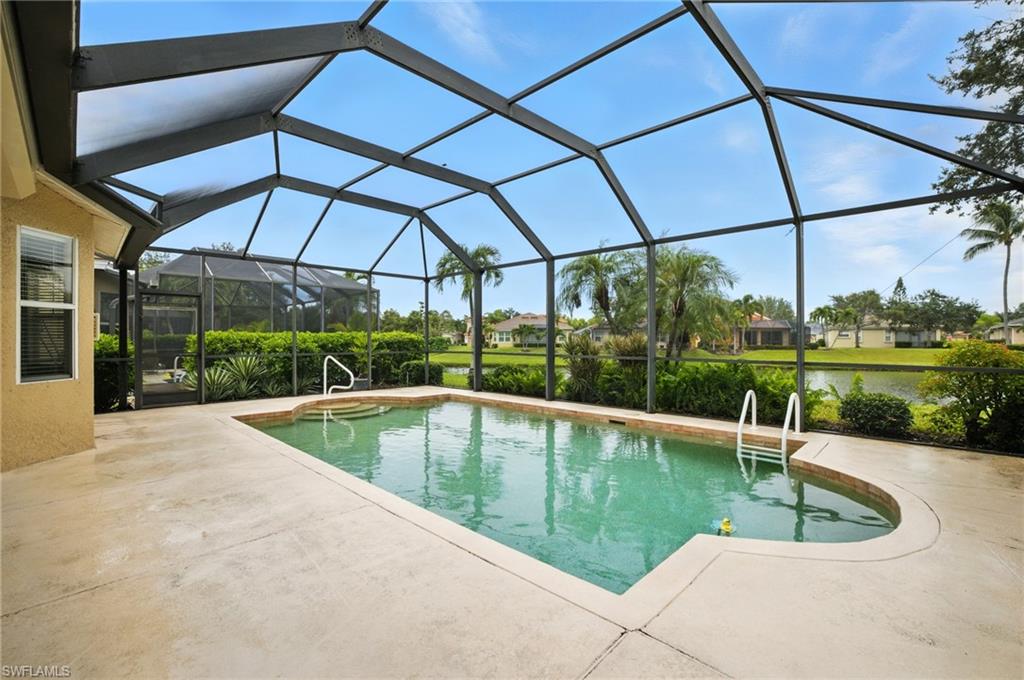COLONIAL SHORES - Residential