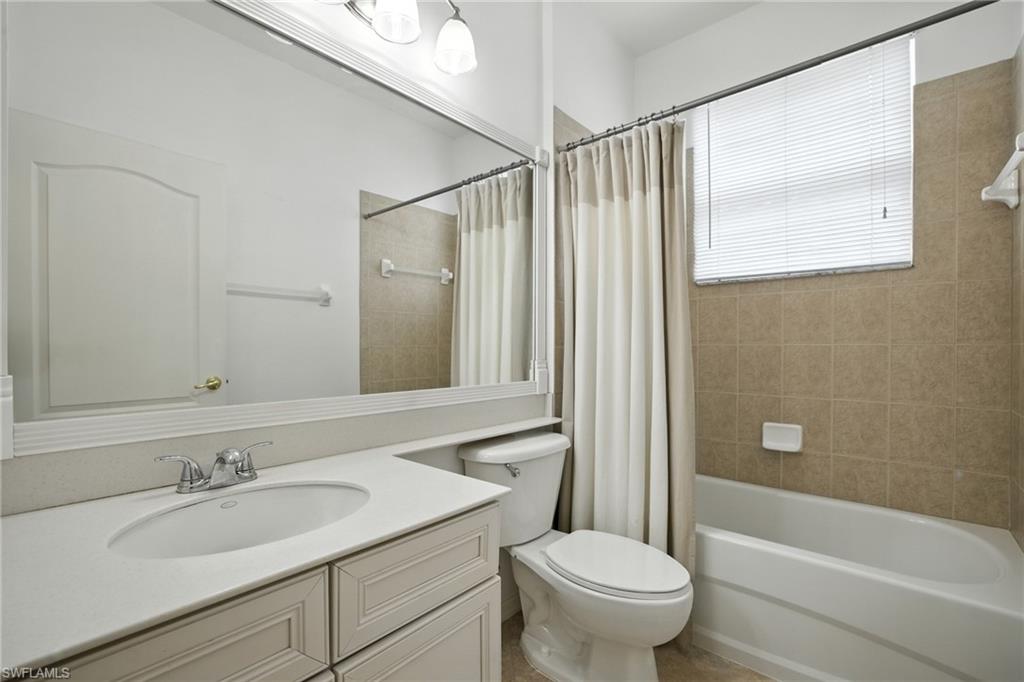 COLONIAL SHORES - Residential
