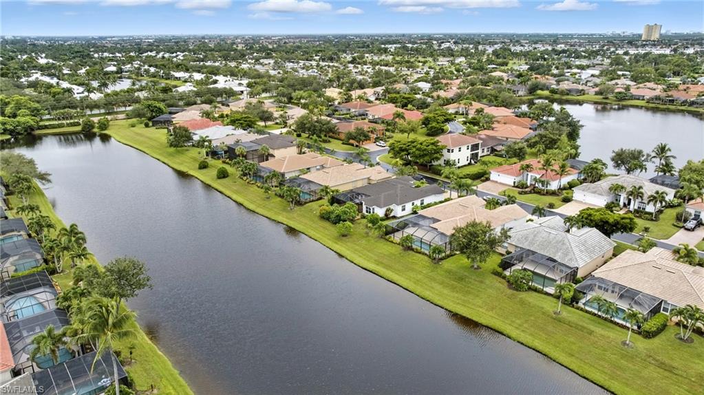 COLONIAL SHORES - Residential