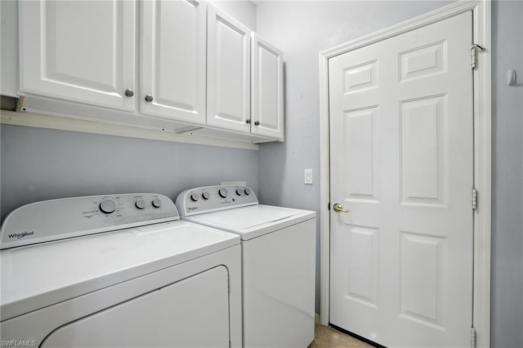 COLONIAL SHORES - Residential