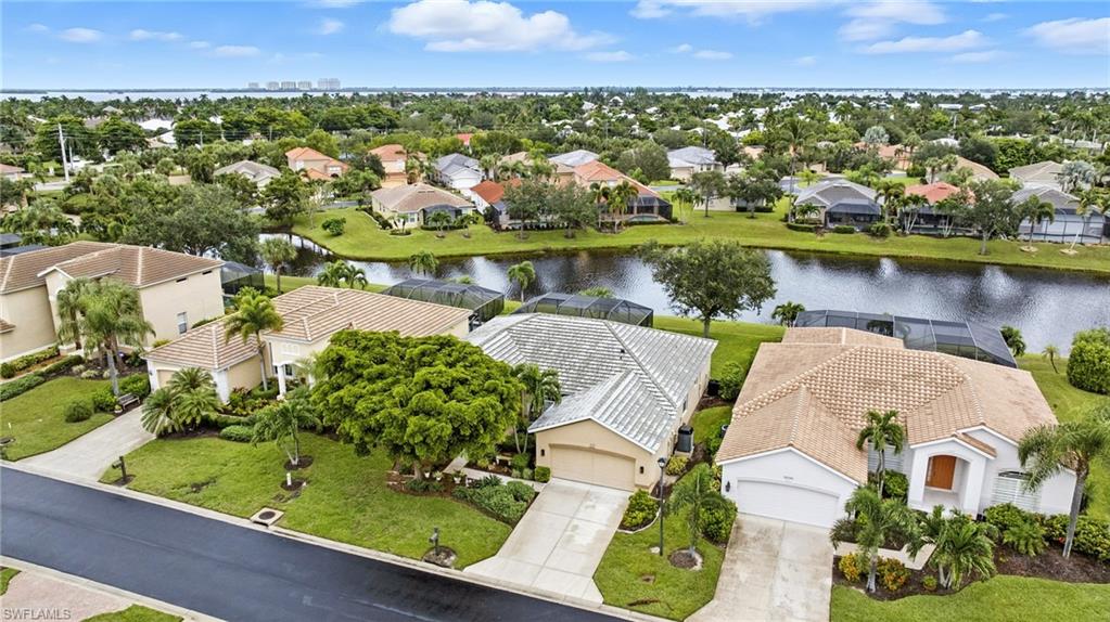 COLONIAL SHORES - Residential