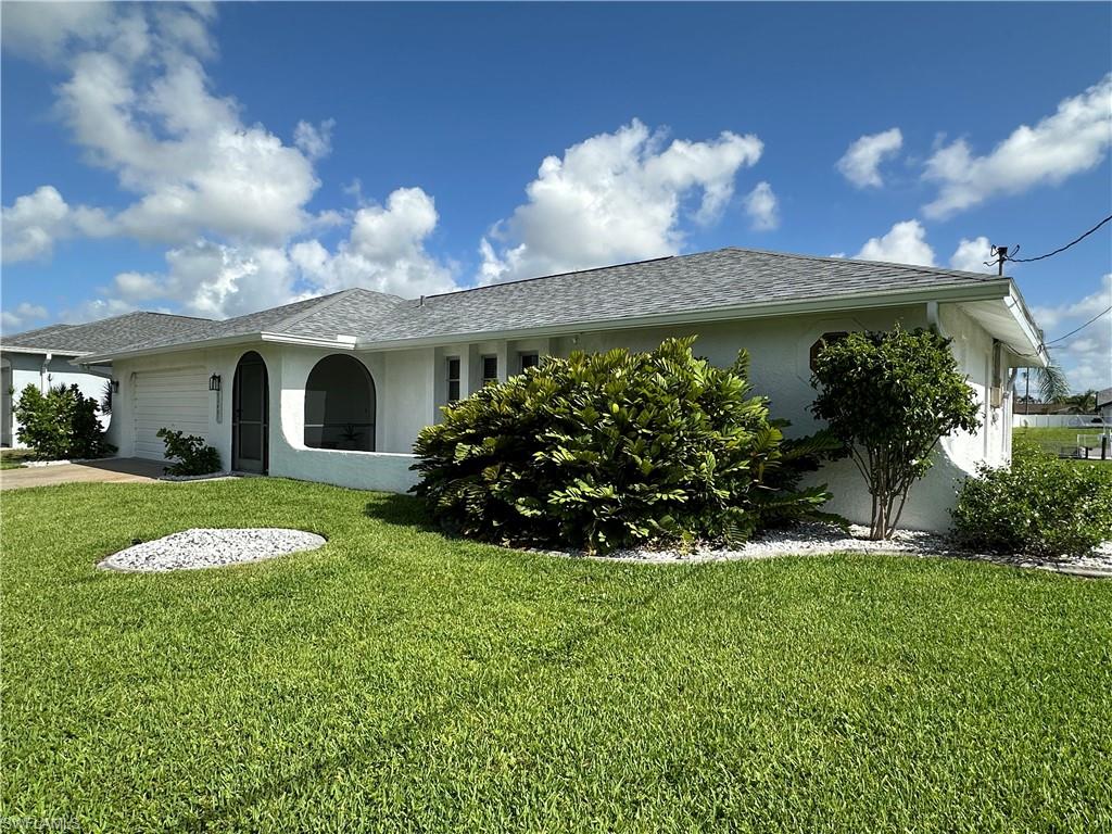 CAPE CORAL - Residential