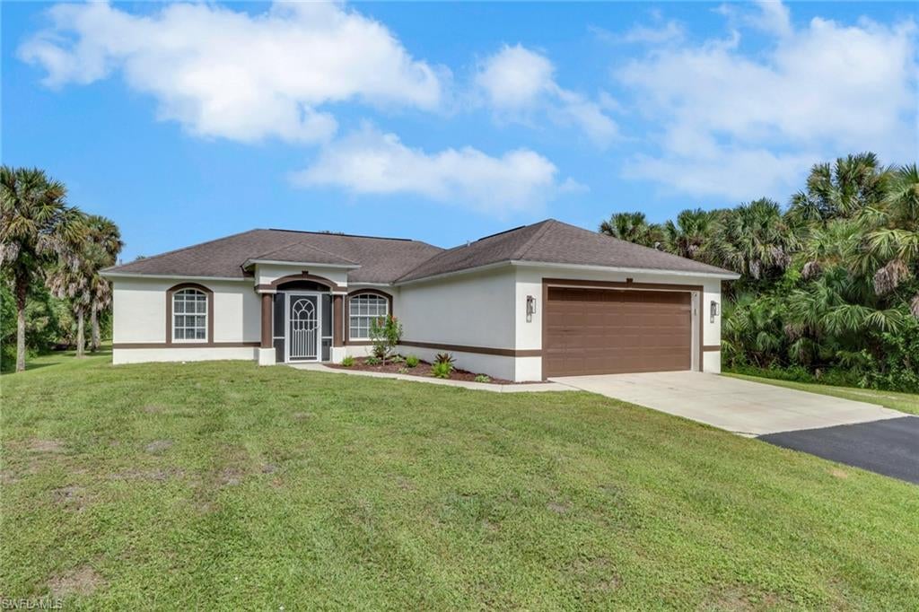 GOLDEN GATE ESTATES - Residential