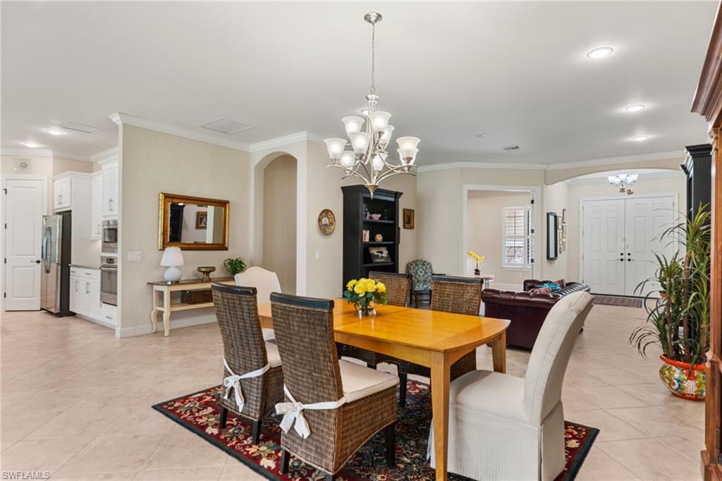 COUNTRY CLUB - Residential