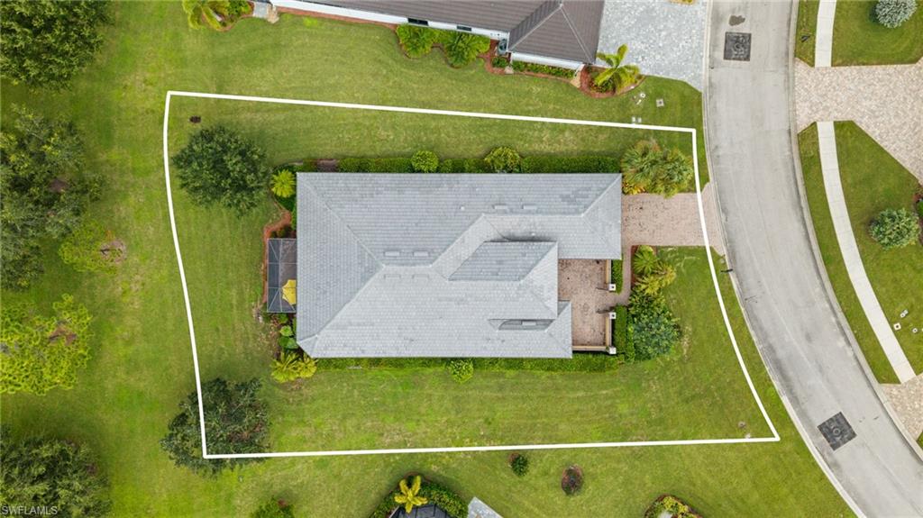 COUNTRY CLUB - Residential