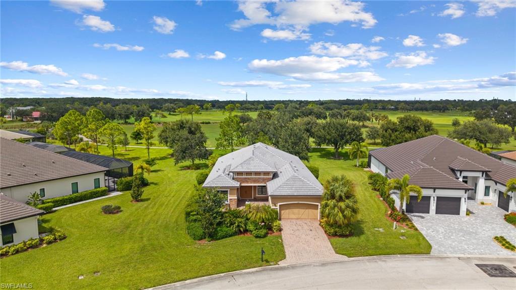 COUNTRY CLUB - Residential