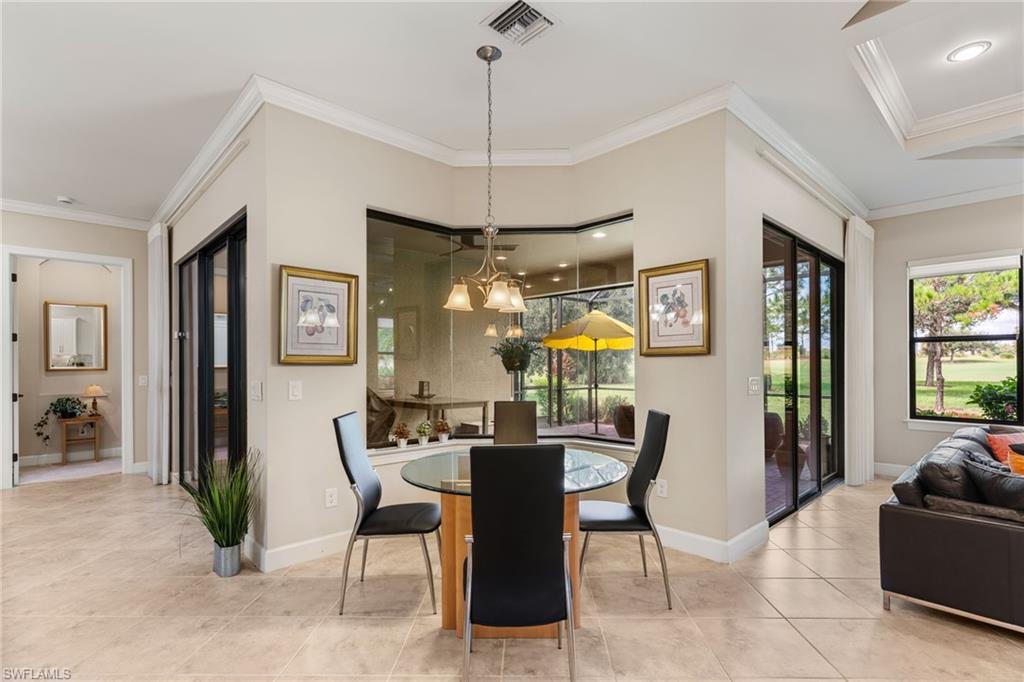 COUNTRY CLUB - Residential