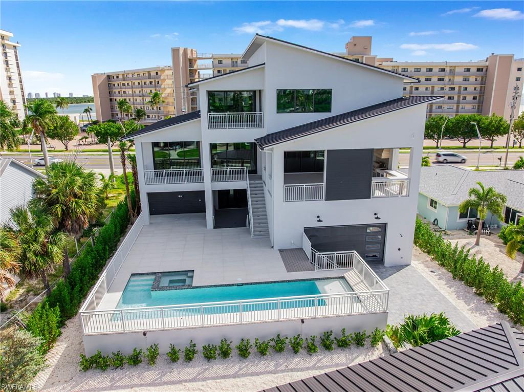LAGUNA SHORES - Residential