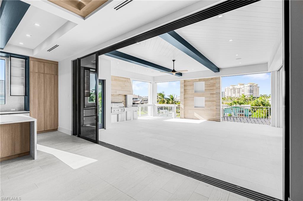 LAGUNA SHORES - Residential
