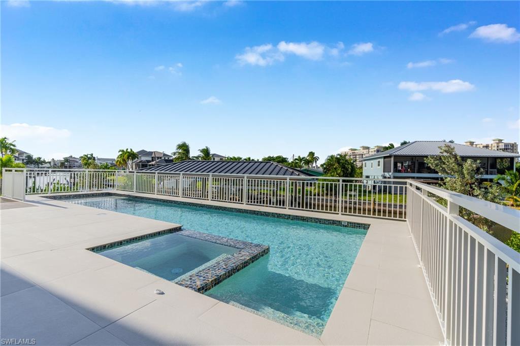 LAGUNA SHORES - Residential