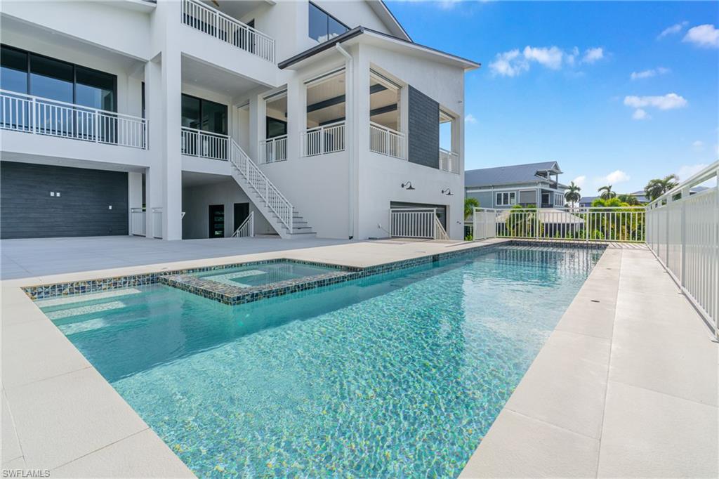 LAGUNA SHORES - Residential