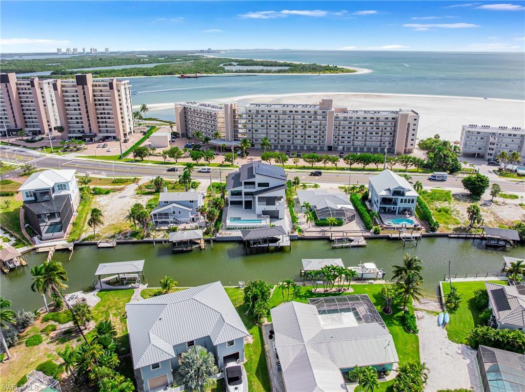 LAGUNA SHORES - Residential