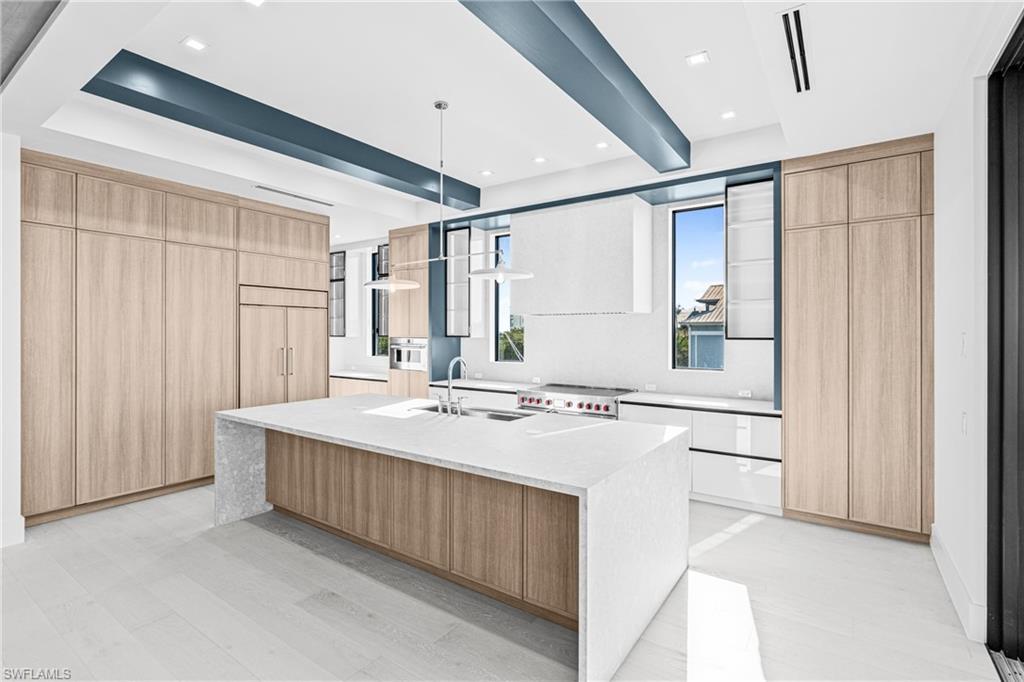 LAGUNA SHORES - Residential