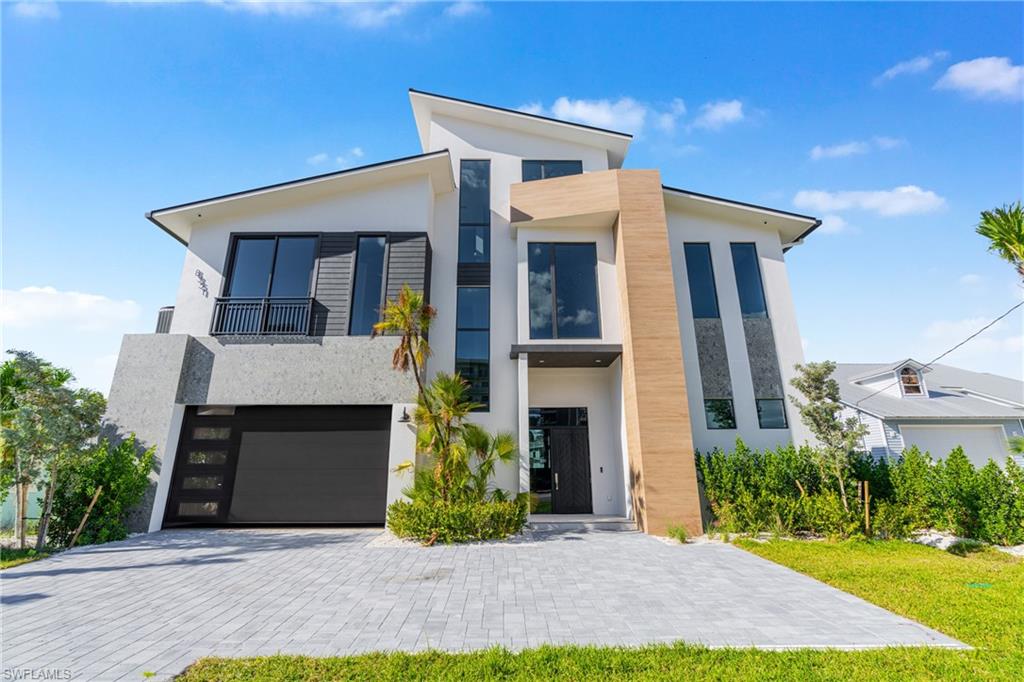 LAGUNA SHORES - Residential