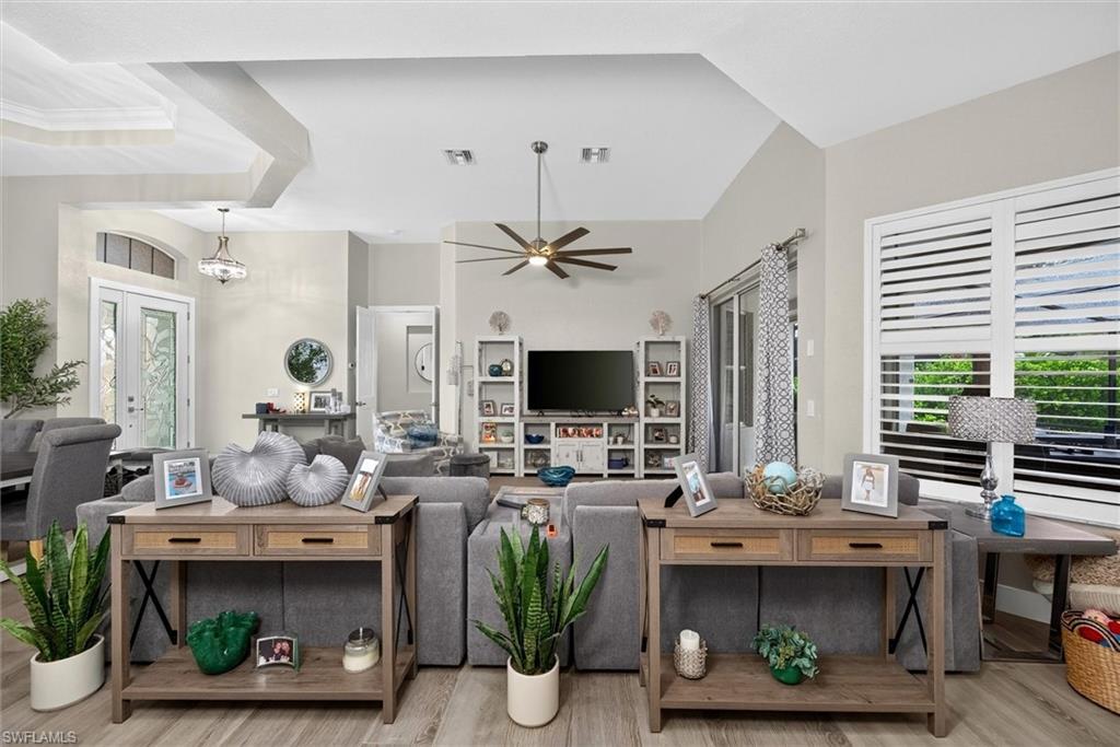 COCO BAY - Residential