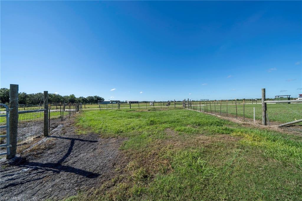ACREAGE - Residential