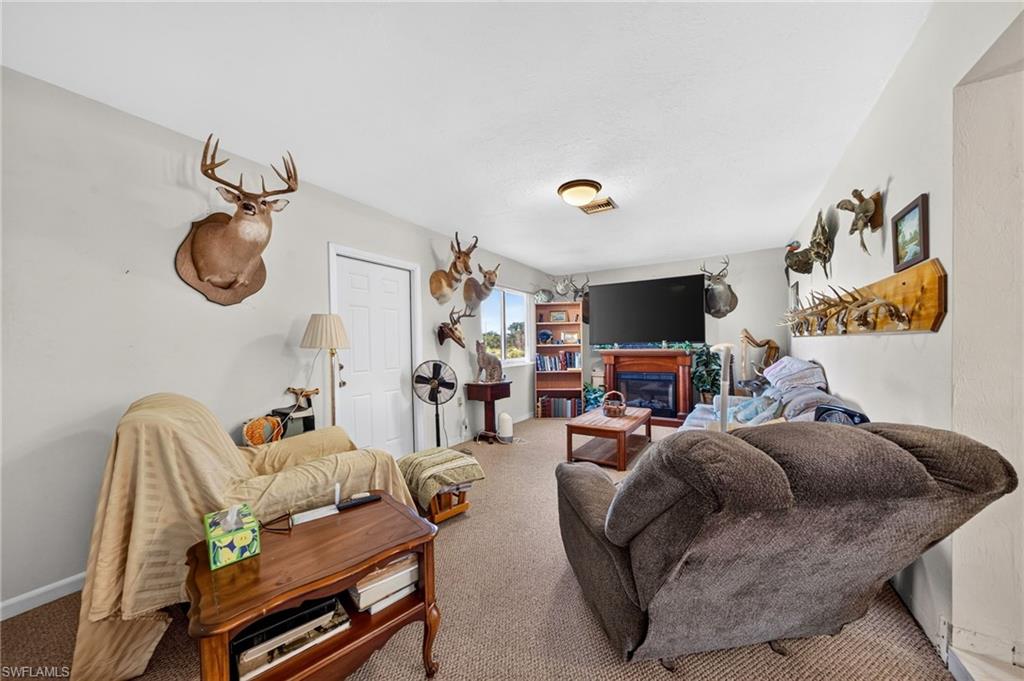 ACREAGE - Residential