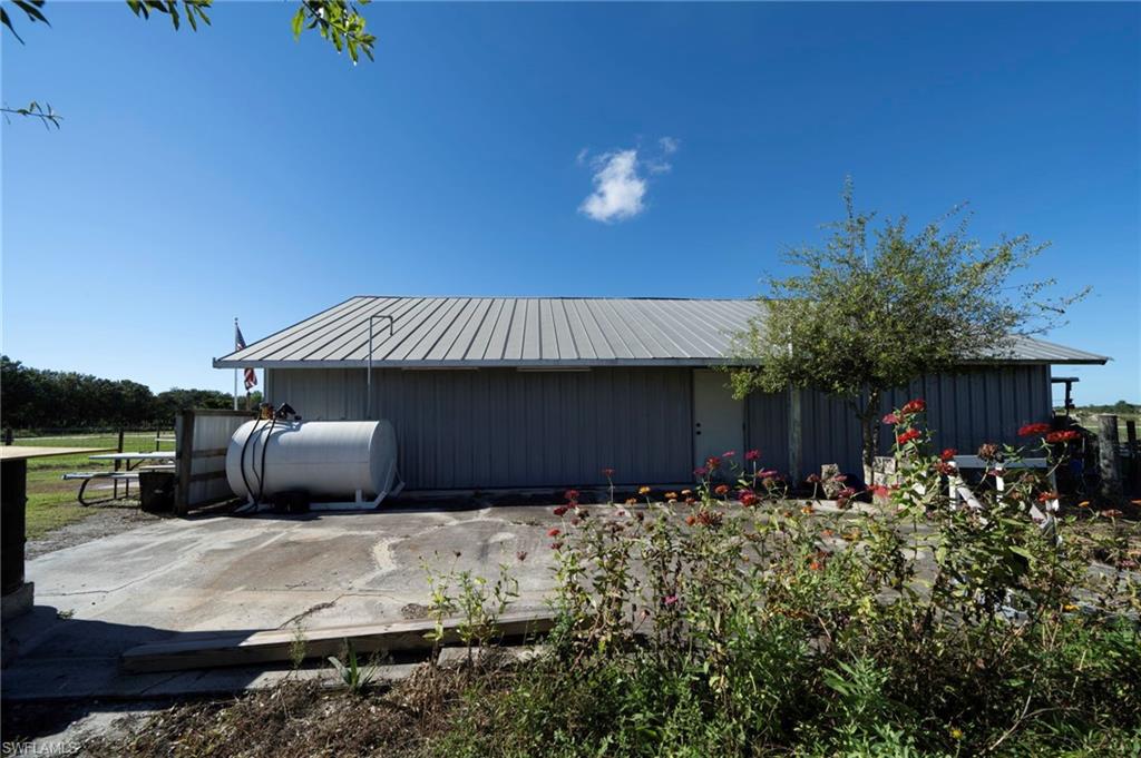ACREAGE - Residential