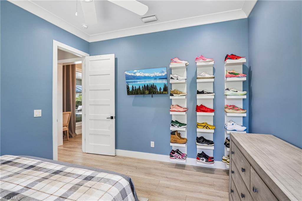 DEER RUN FARMS - Residential