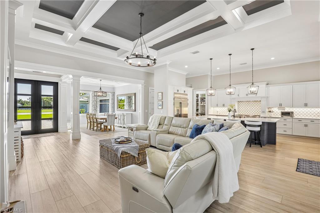 DEER RUN FARMS - Residential