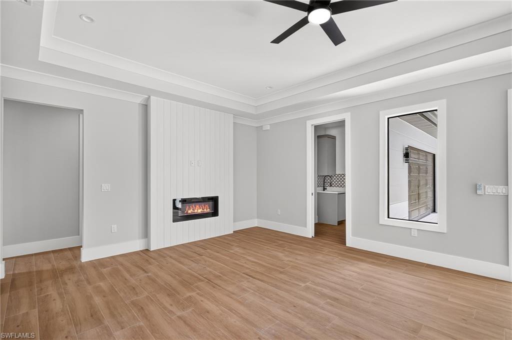 GOLDEN GATE ESTATES - Residential