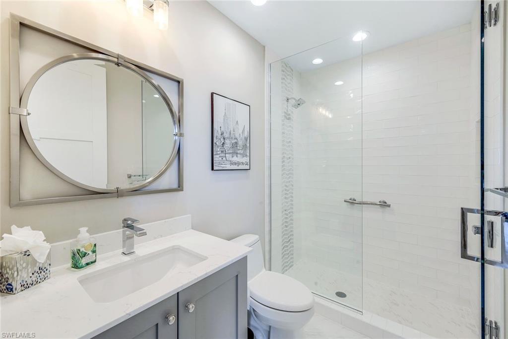 NAPLES SQUARE - Residential Lease