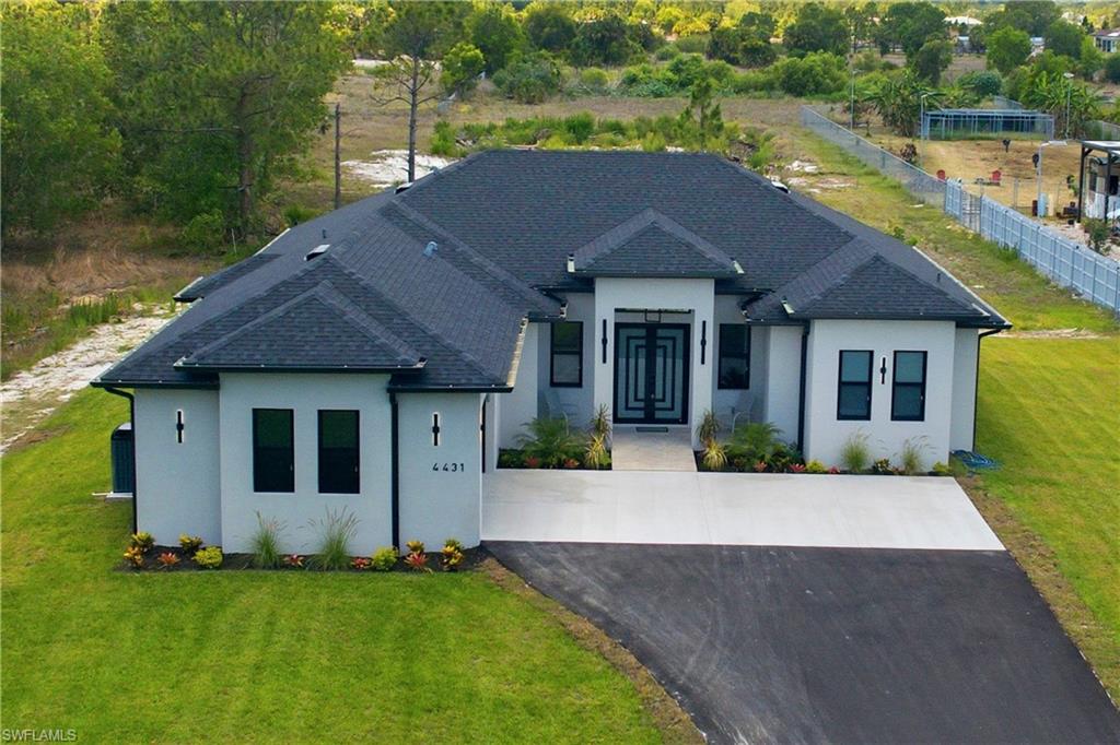 GOLDEN GATE ESTATES - Residential