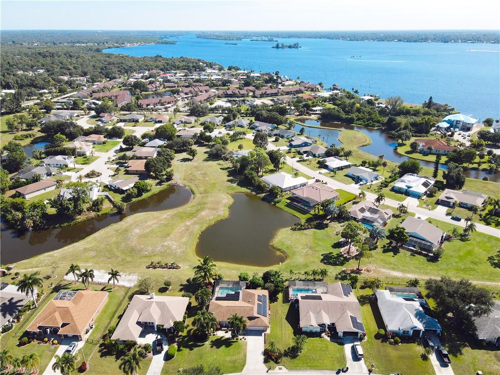 RIVERBEND - Residential
