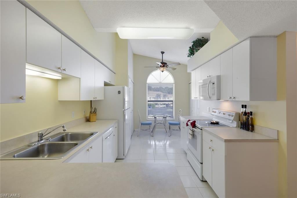 BERMUDA GARDENS - Residential
