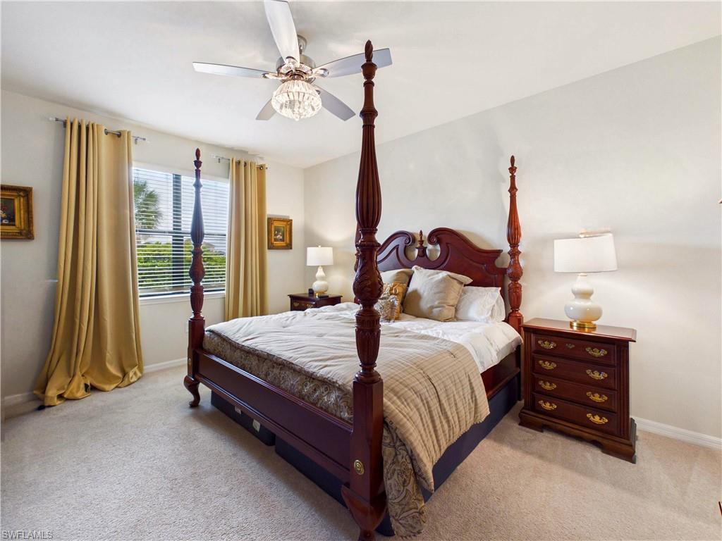 HAMPTON LAKES - Residential