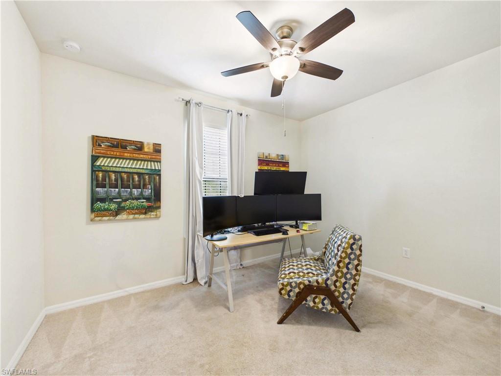 HAMPTON LAKES - Residential