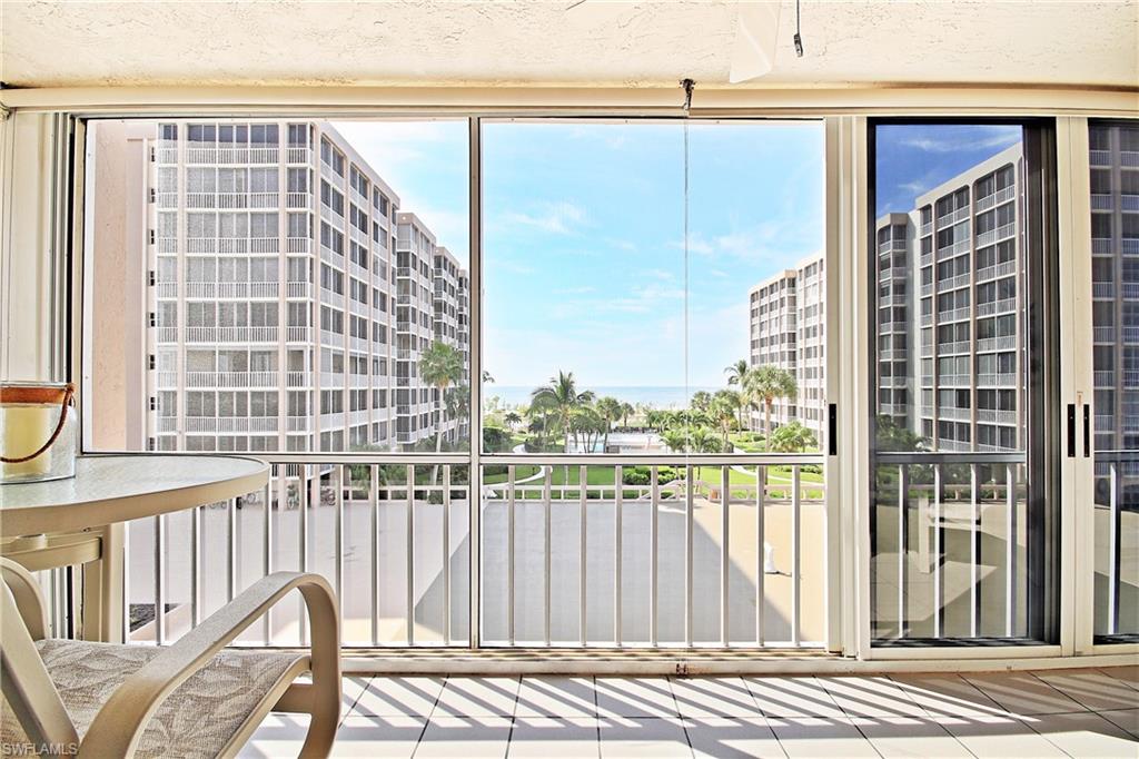 CRECIENTE CONDO EAST - Residential