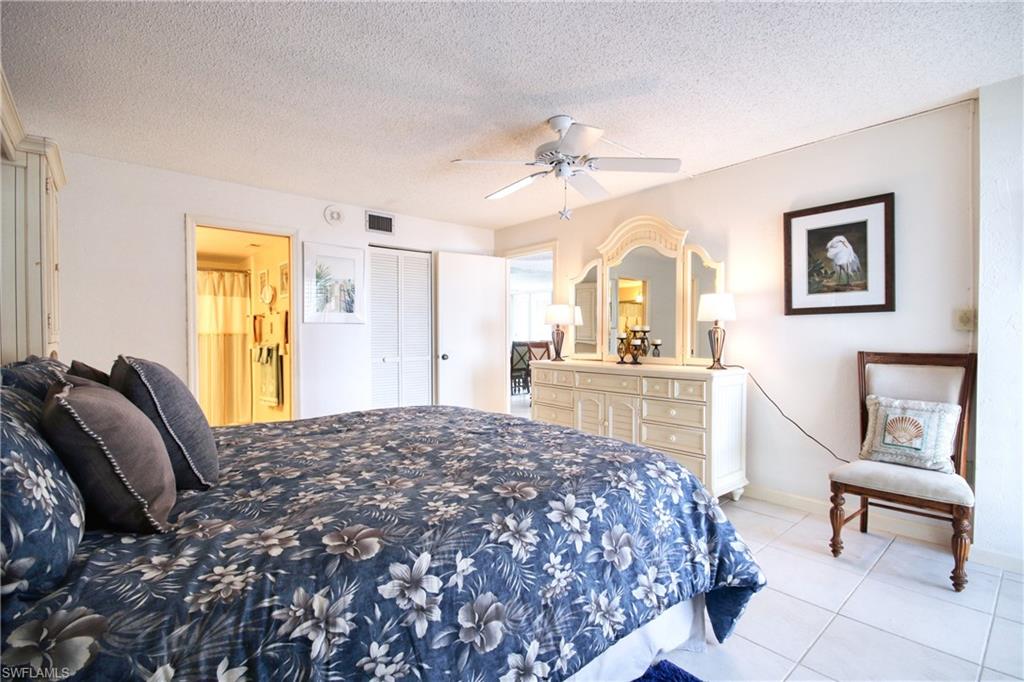 CRECIENTE CONDO EAST - Residential