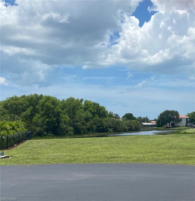 LAKES OF ESTERO - Land