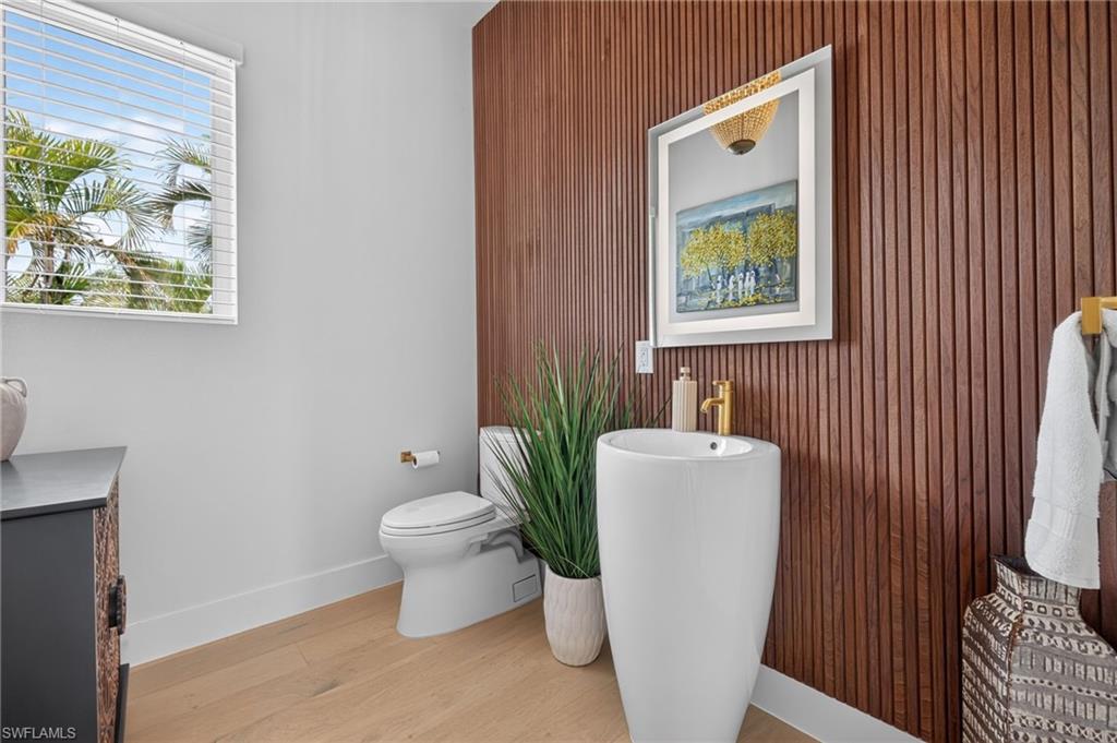 BEACHVIEW COUNTRY CLUB ESTATES - Residential