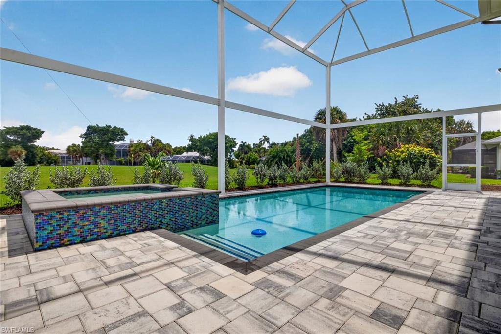 BEACHVIEW COUNTRY CLUB ESTATES - Residential