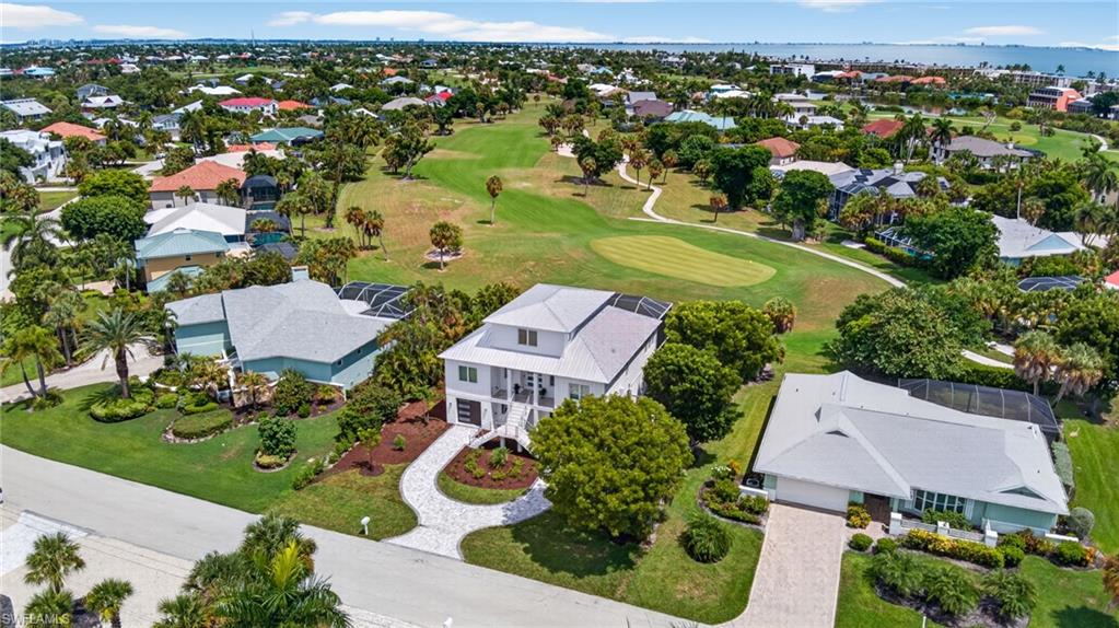 BEACHVIEW COUNTRY CLUB ESTATES - Residential