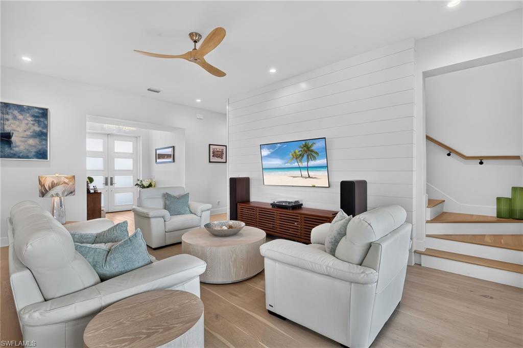 BEACHVIEW COUNTRY CLUB ESTATES - Residential