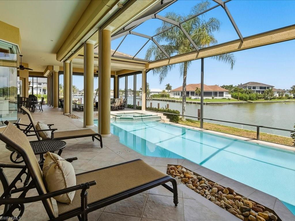 ESTATES - Residential