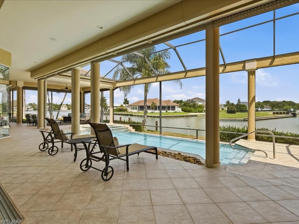 ESTATES - Residential