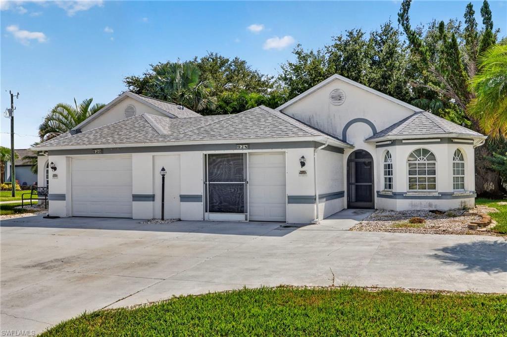 CAPE CORAL - Residential Income
