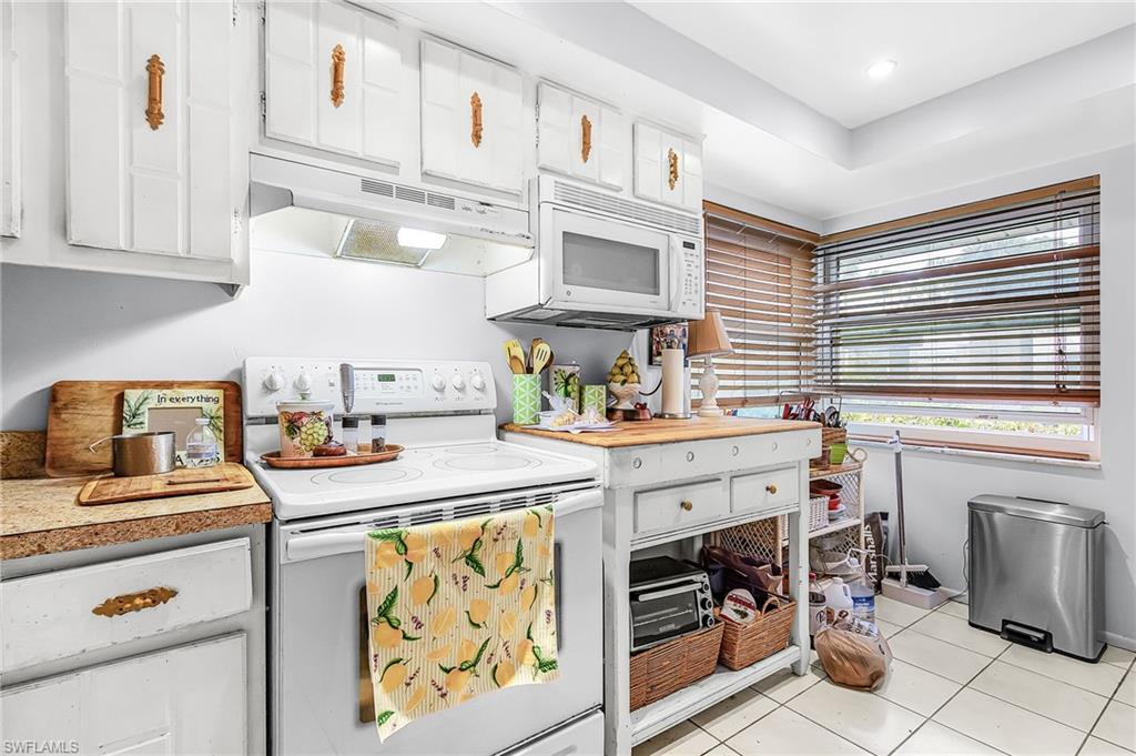 TIERRA DEL SOL CONDO UNIT - Residential