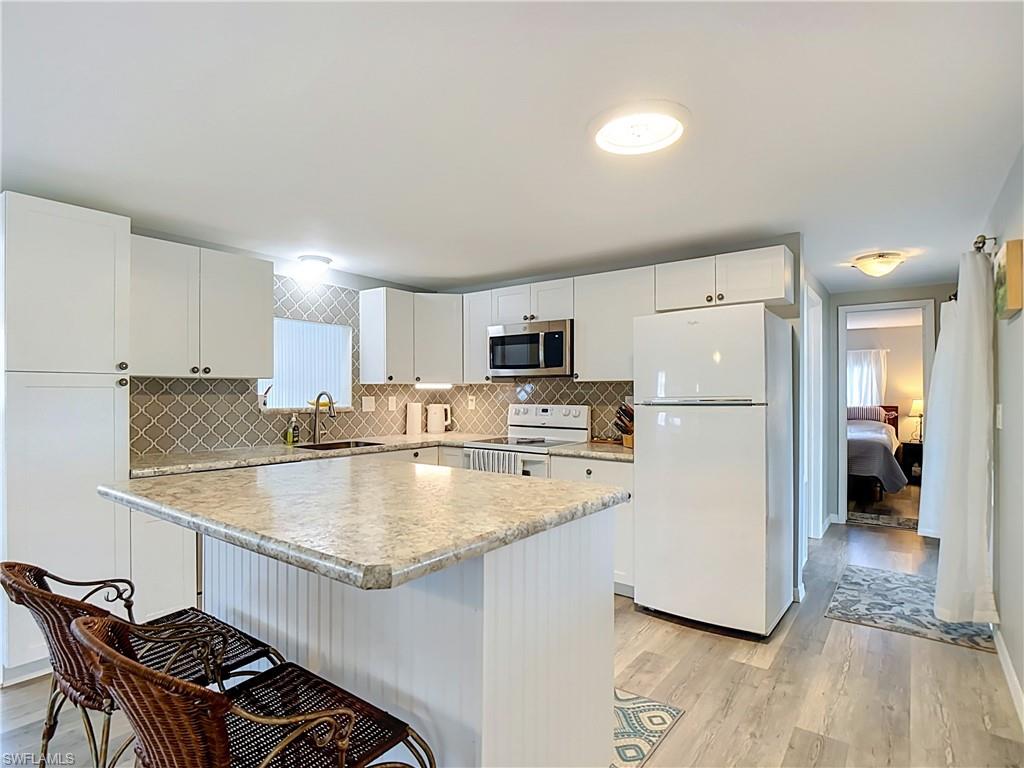IMPERIAL BONITA ESTATES - Residential
