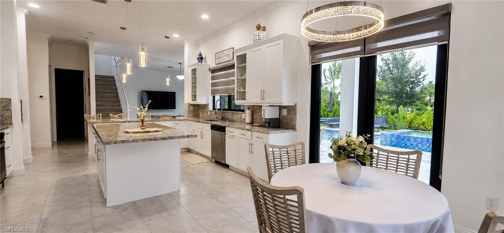 MAPLE RIDGE - Residential