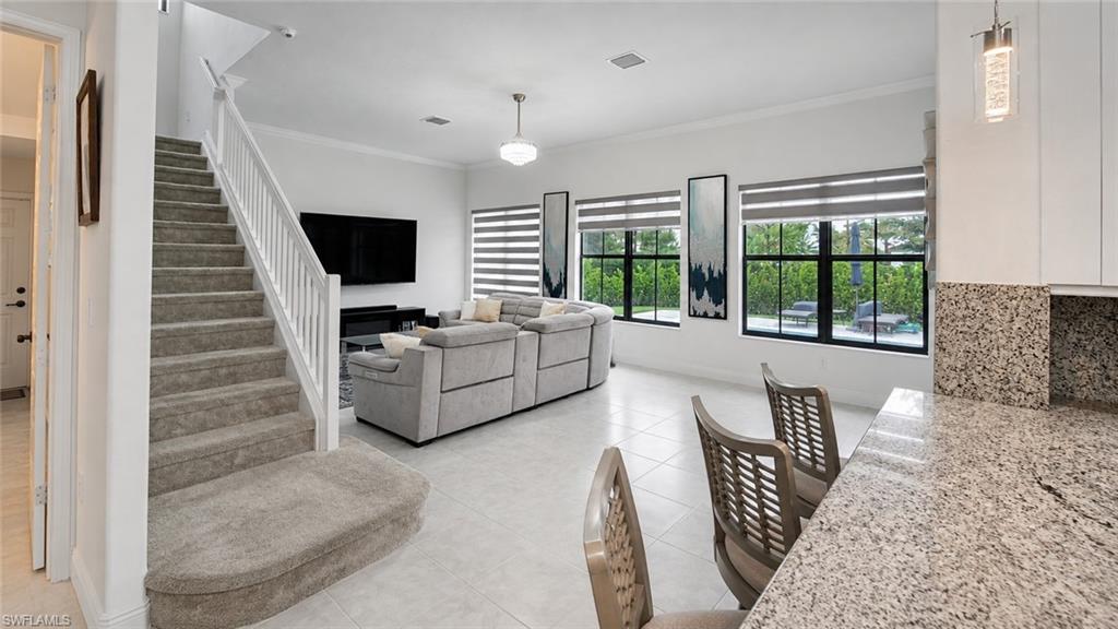 MAPLE RIDGE - Residential