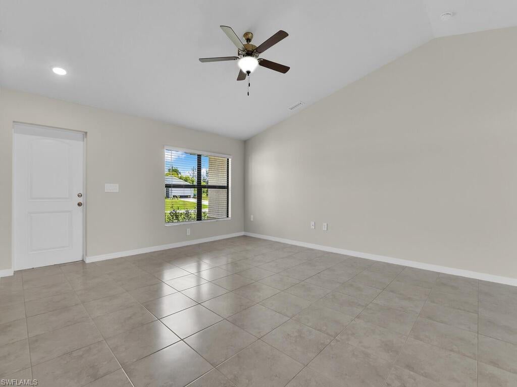 CAPE CORAL - Residential