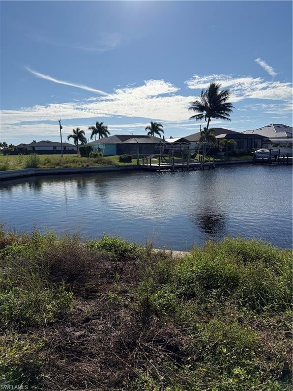 CAPE CORAL - Land