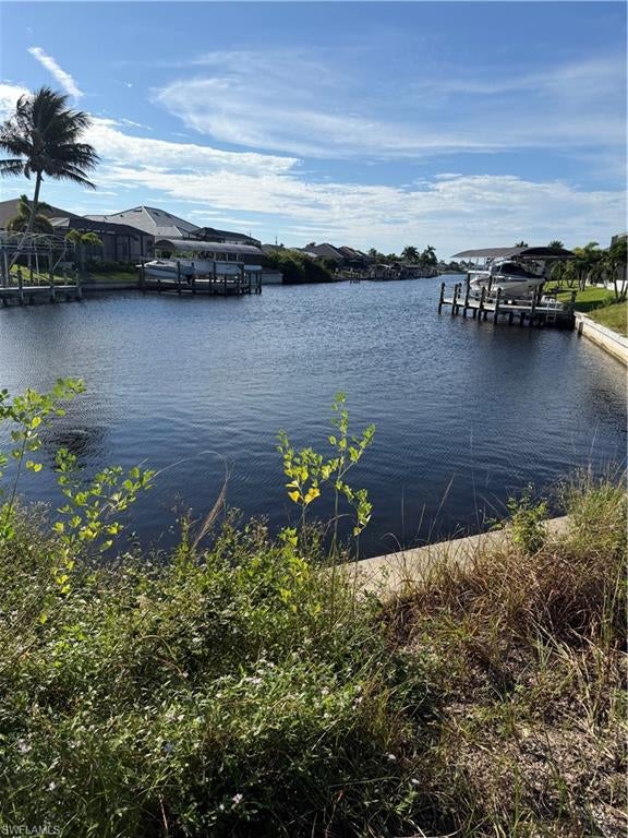 CAPE CORAL - Land