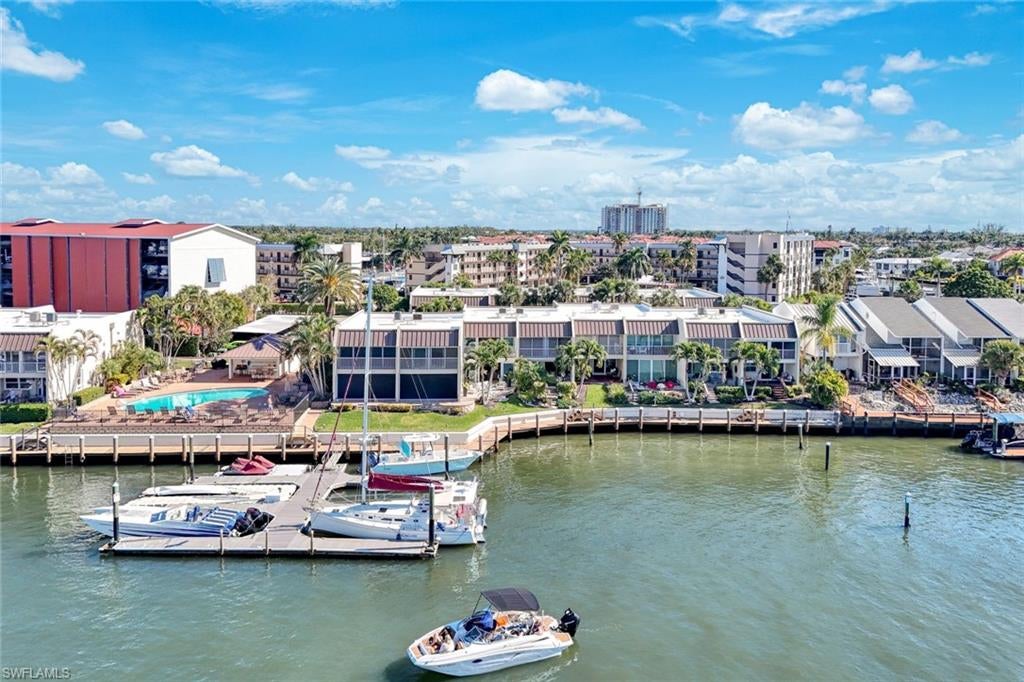 NAPLES BAY CLUB - Residential